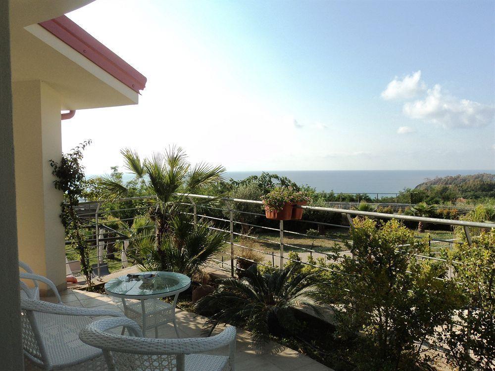 B&B Villa Pimm'S Zambrone Dış mekan fotoğraf